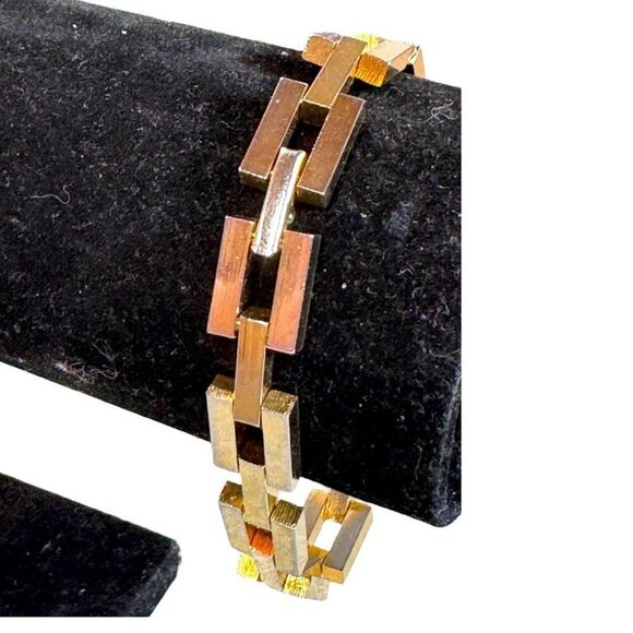 Vintage Gold Tone Rectangular Link Geometric Bracelet Elegant Jewelry 8" Retro - Picture 2 of 6